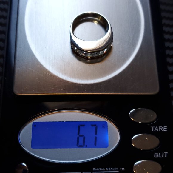 Size 5.5 925 Sterling Silver Large Channel Cubic Zirconia Ring - Picture 9 of 9